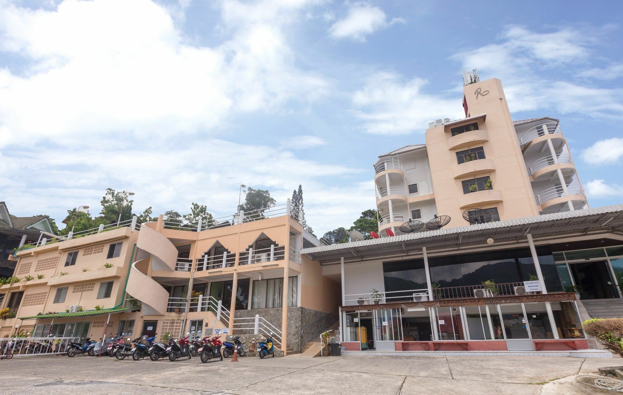 Patong 7Days Premium Hotel Phuket מראה חיצוני תמונה