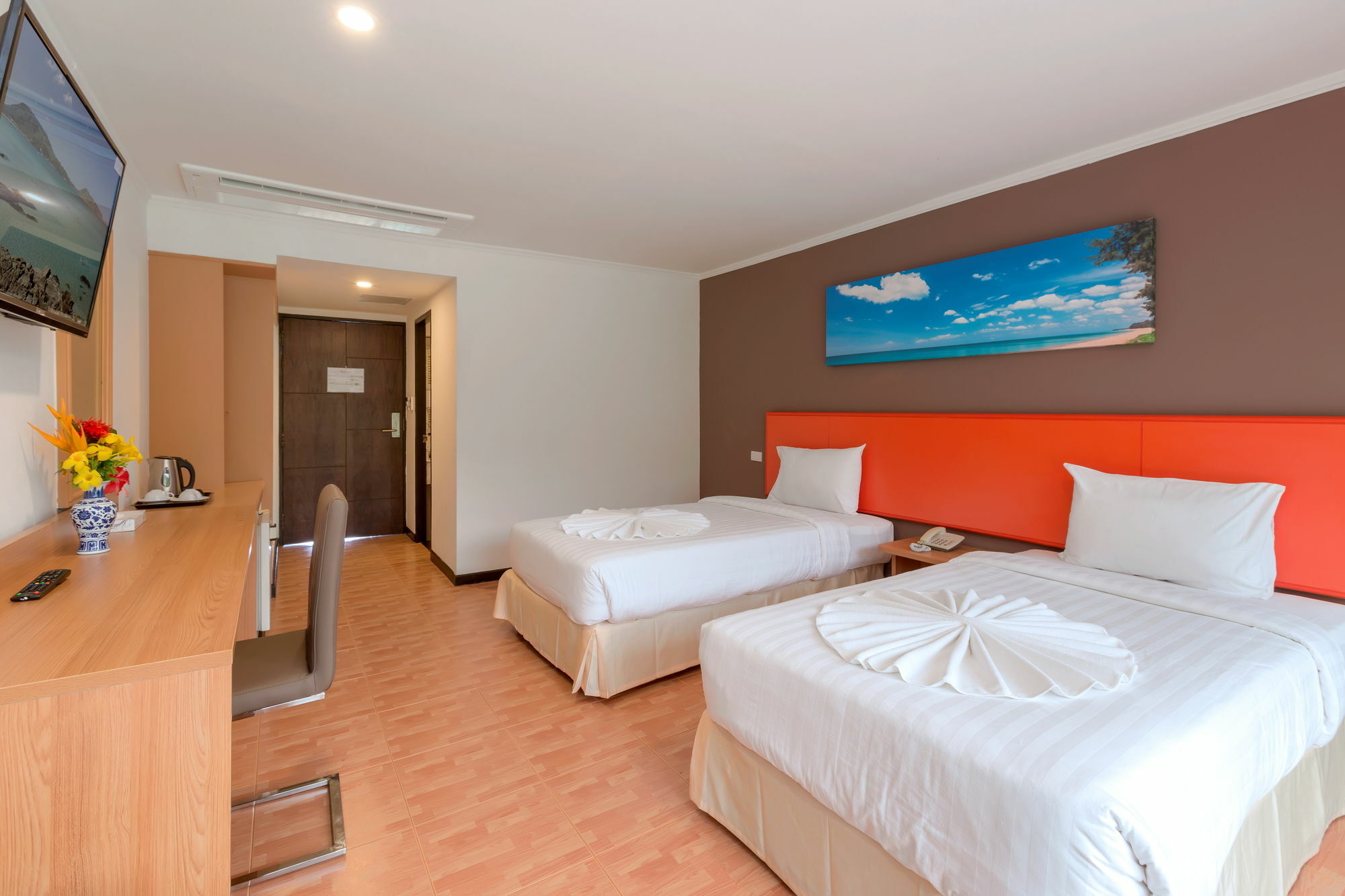 Patong 7Days Premium Hotel Phuket מראה חיצוני תמונה